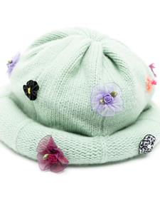 YANYAN KNITS floral-appliqué knitted beanie - Groen