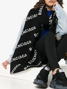 Balenciaga zwart witte sjaal van wolmix met logo intarsia