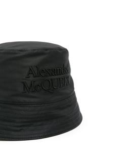 Alexander McQueen logo-embroidered reversible bucket hat - Zwart
