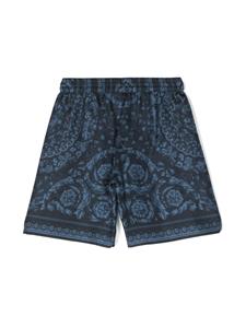 Versace Kids Barocco-print silk shorts - Blauw