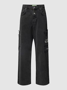 REVIEW Baggy fit jeans met cargozakken