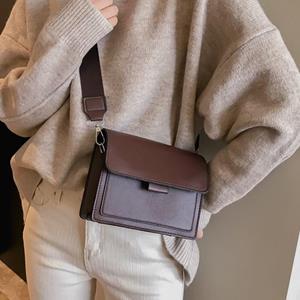 Tanglihan New Small Bag Women's 2023 Spring New Trendy Ins Versatile Wide Strap Small Square Bag Retro One Shoulder Crossbody