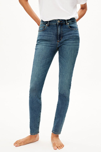 ARMEDANGELS Damen vegan Jeans Tilaa Tinted Blue