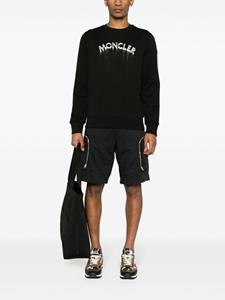Moncler logo-print faded-effect sweatshirt - Zwart