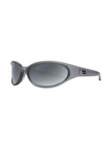 Gentle Monster Young G13 oval-frame sunglasses - Grijs