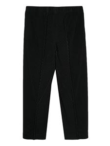 Homme Plissé Issey Miyake pleated straight-leg cropped trousers - Zwart