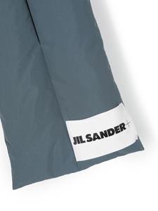 Jil Sander Gewatteerde sjaal met logopatch - Blauw