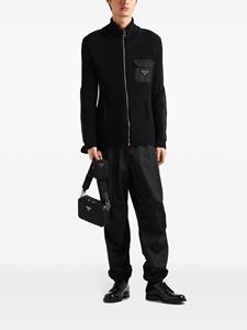 Prada logo-appliqué cashmere jumper - Zwart