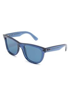 Ray-Ban Wayfarer Reverse zonnebril met vierkant montuur - Blauw