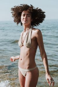 Anekdot Damen vegan Bikini Versatile + Cheeky Beige
