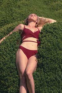 Anekdot Damen vegan Lin + Skyline Slim Bikini Set Merlot Rot