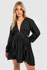 Boohoo Plus Wikkel Cut Out Skater Jurk Met Ruches, Black