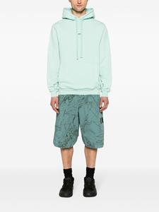 A-COLD-WALL* Overlay cargo shorts met abstracte print - Groen