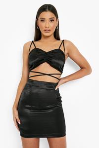 Boohoo Satijnen Geplooide Mini Jurk Met Bandjes, Black