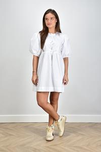 Ganni korte jurk met striksluiting en pofmouw wit