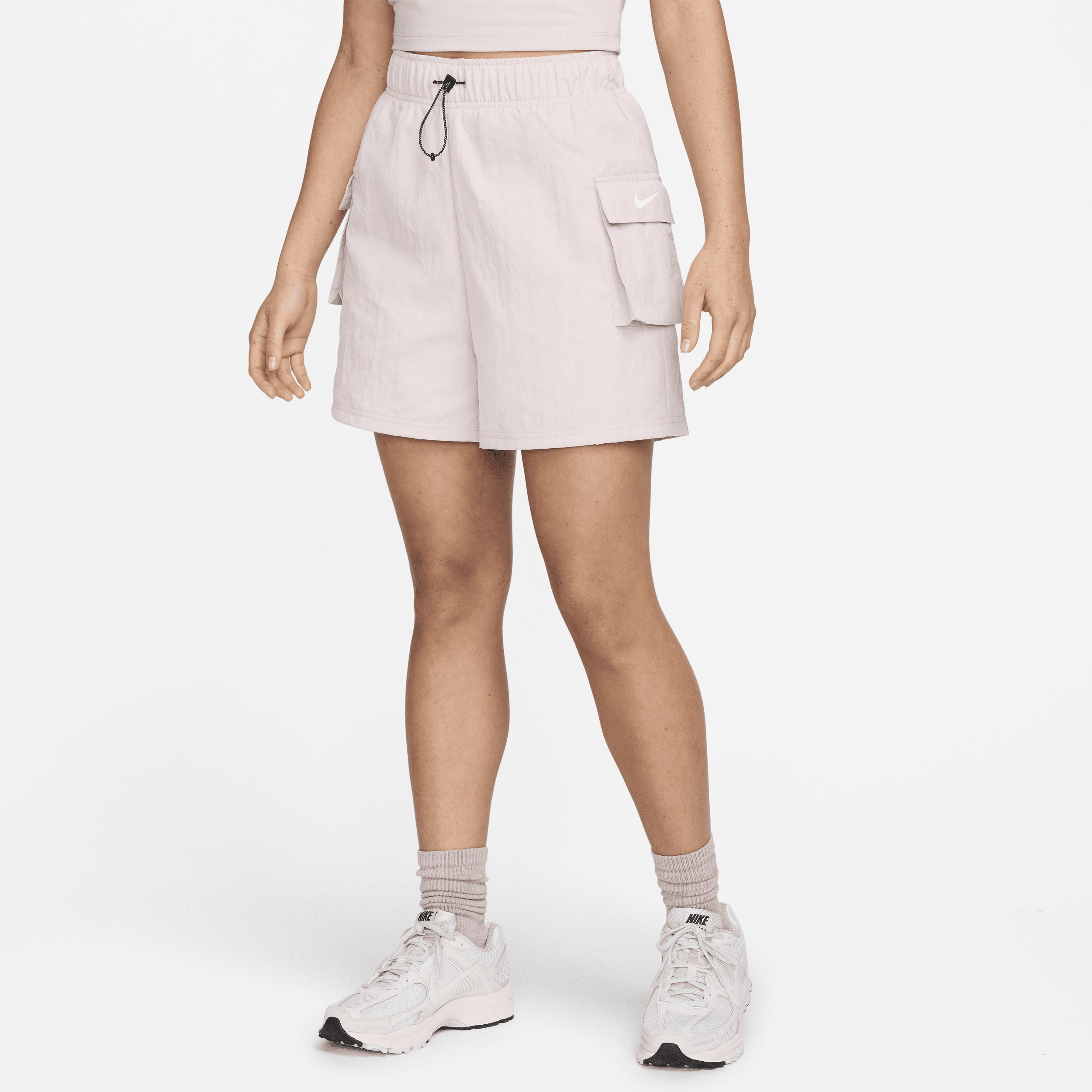 Nike Sportswear Essential Geweven damesshorts met hoge taille - Paars