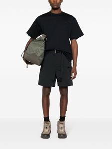 Sacai strap-detailing belted cargo shorts - Zwart