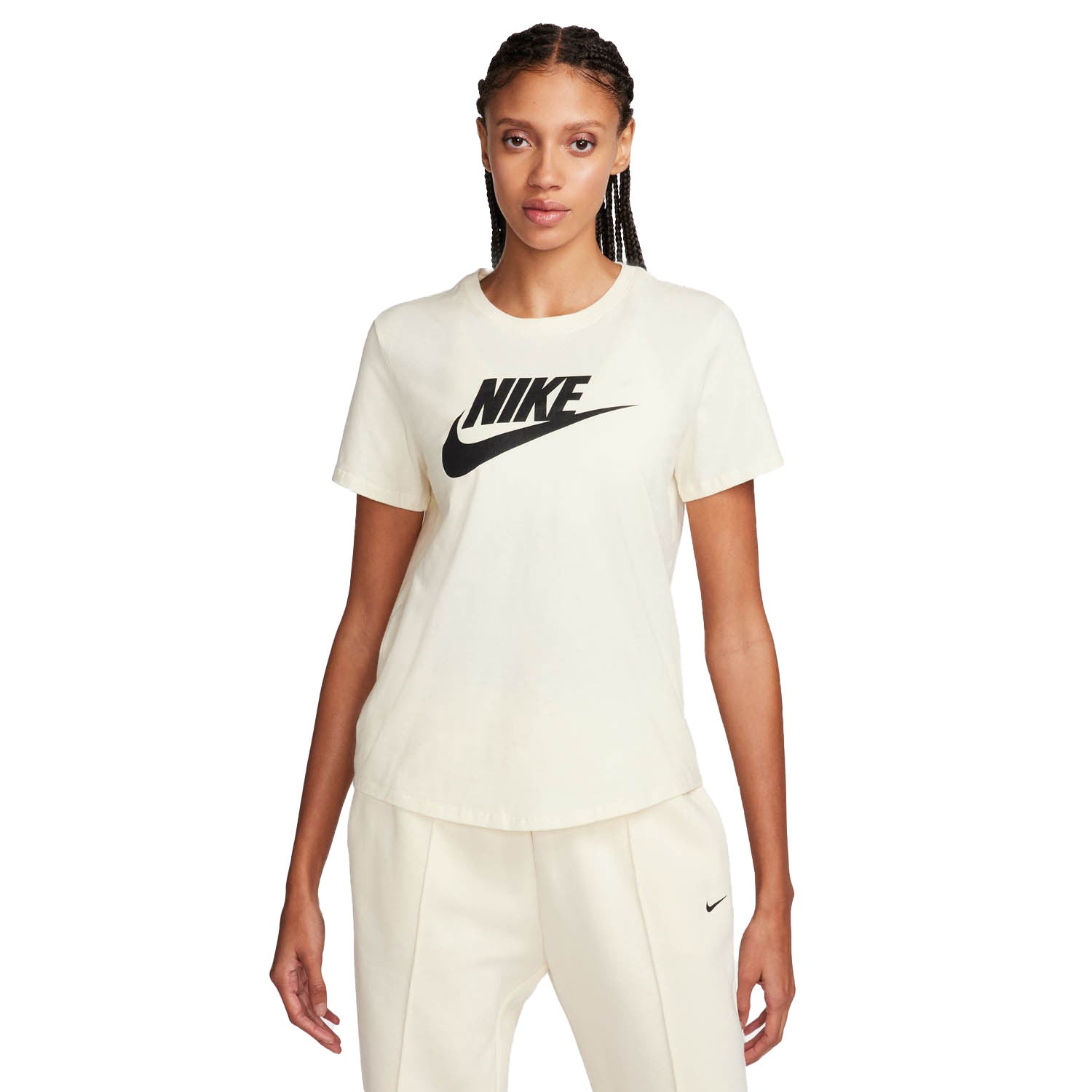 Nike Sportswear Essentials Tee