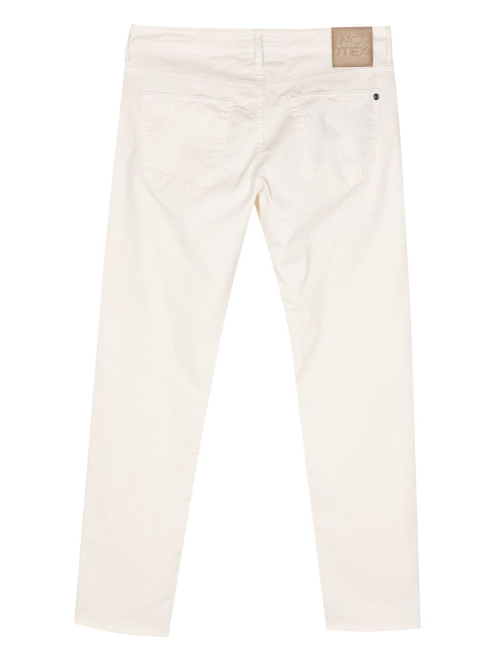 Incotex logo-patch tapered trousers - Beige
