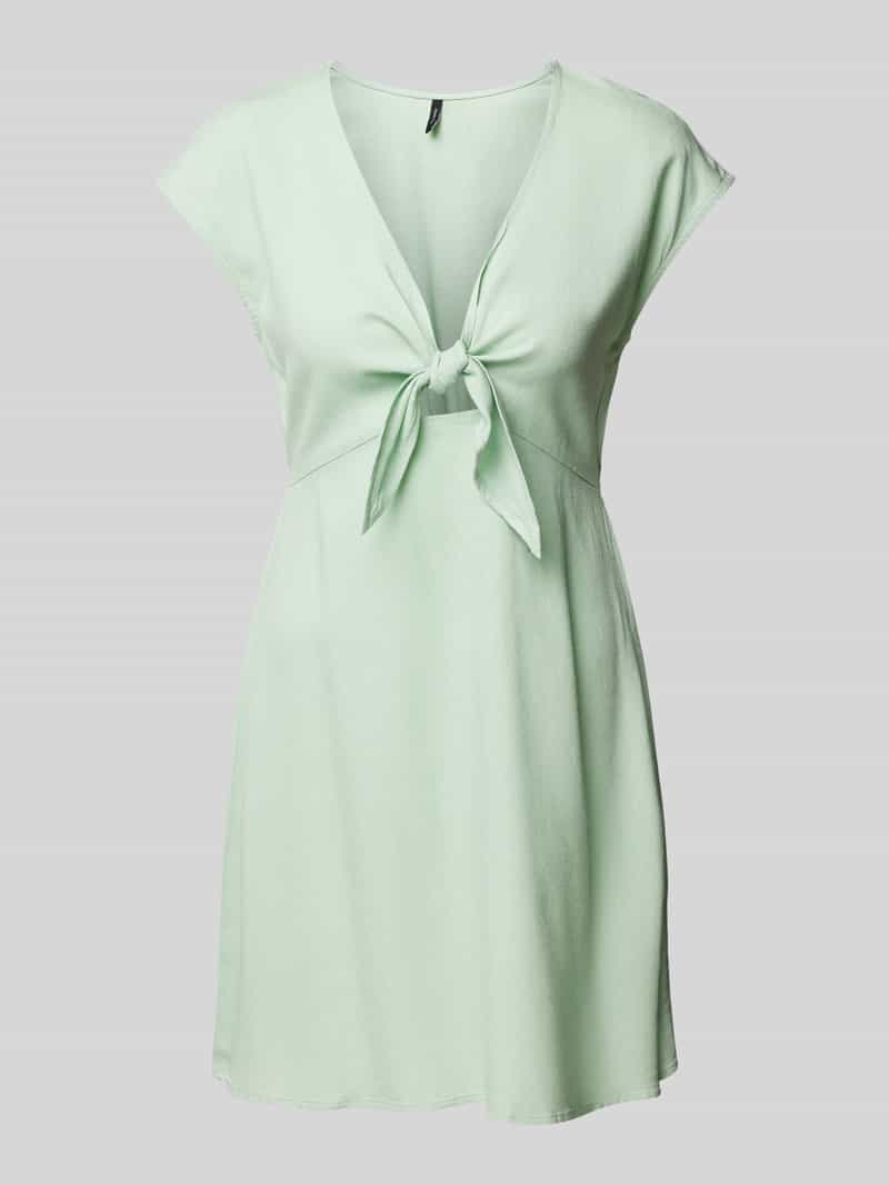 Vero Moda Mini-jurk met knoopdetail, model 'MYMILO'
