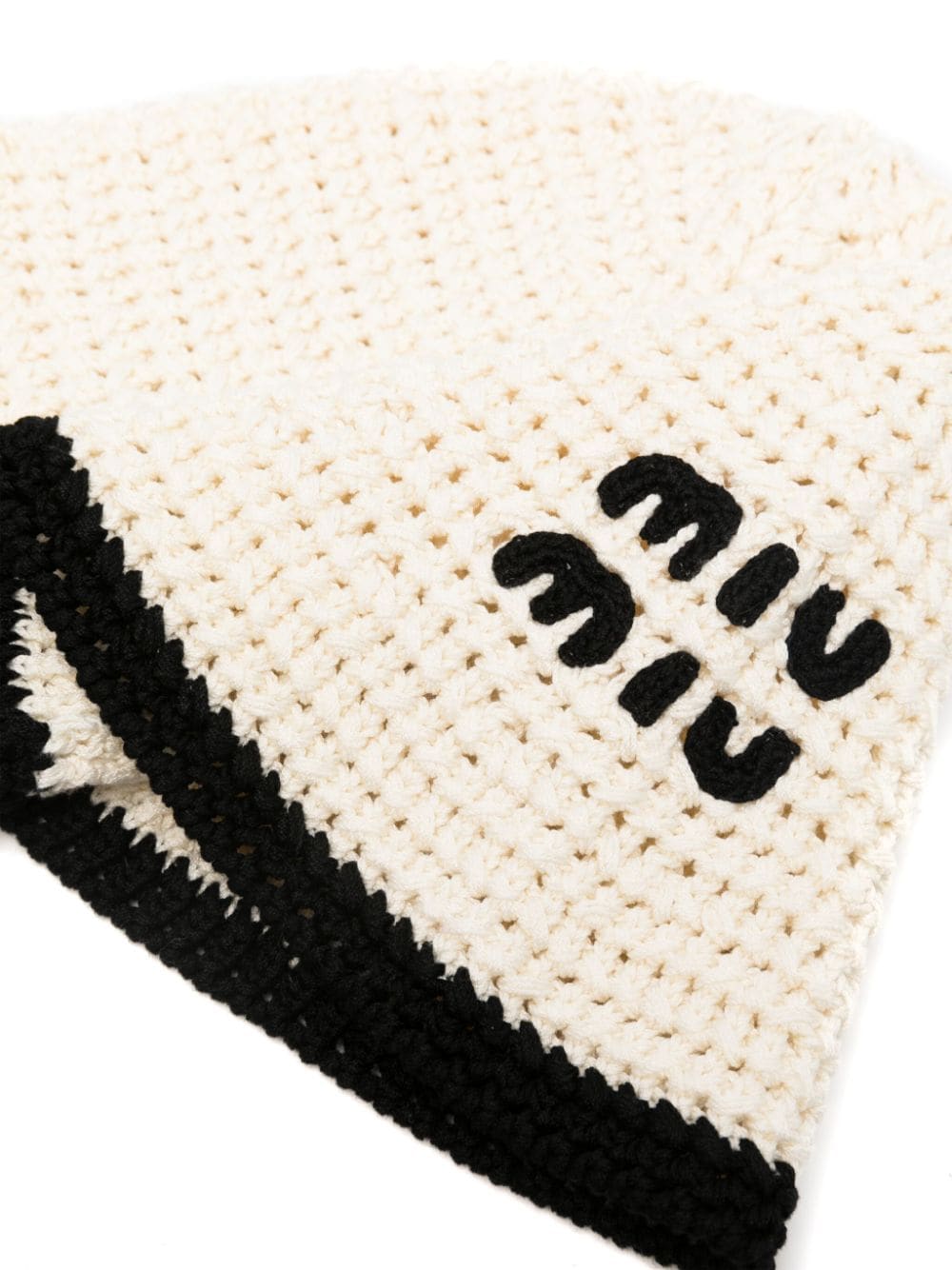 Miu Miu logo-embroidered crochet bucket hat - Wit