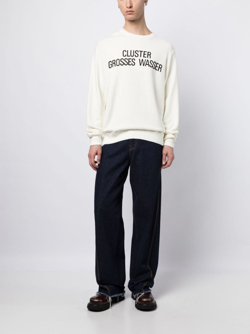 Undercover Cluster sweater met tekst - Wit