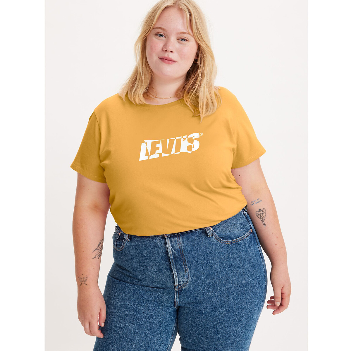 LEVI’S PLUS T-shirt met korte mouwen, logo vooraan