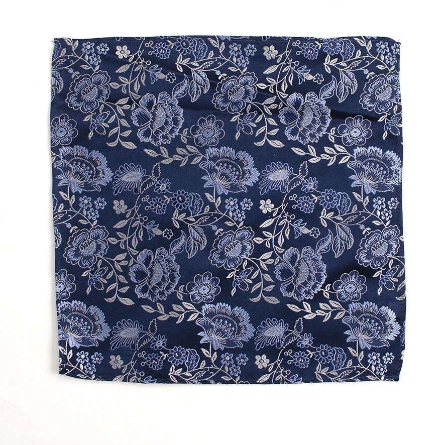 Tresanti Balto | silk pocket square with floral print |