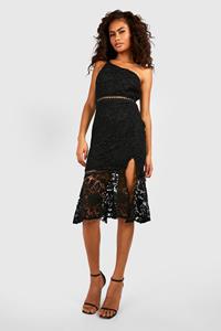 Boohoo Kanten Midi Jurk Met Eén Blote Schouder En Geplooide Zoom, Black