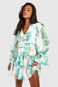 Boohoo Gesmokte Chiffon Bloemen Jurk Met Ruches, White