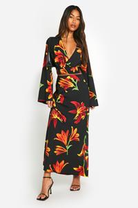 Boohoo Bloemen Set Met Wijde Mouwen En Maxi Rok, Black