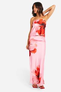 Boohoo Satijnen Long Line Bloemen Bandeau Top En Maxi Rok, Pink