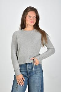 Lisa Yang cashmere trui Zora met ronde hals en lange mouwen grijs