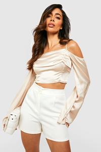 Boohoo Gedrapeerde Satijnen Corset Top Met Losse Col En Wijde Mouwen, Champagne