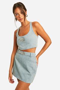 Boohoo Tint Gestreept Mini Spijkerrokje Met Dsgn Badge, Vintage Wash