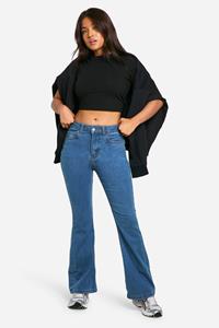 Boohoo Petite Booty Boost Stretch Jeans Met Wijde Pijpen, Vintage Wash