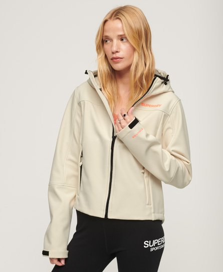 Superdry Vrouwen Code Trekker Softshell-jas met Capuchon Crème