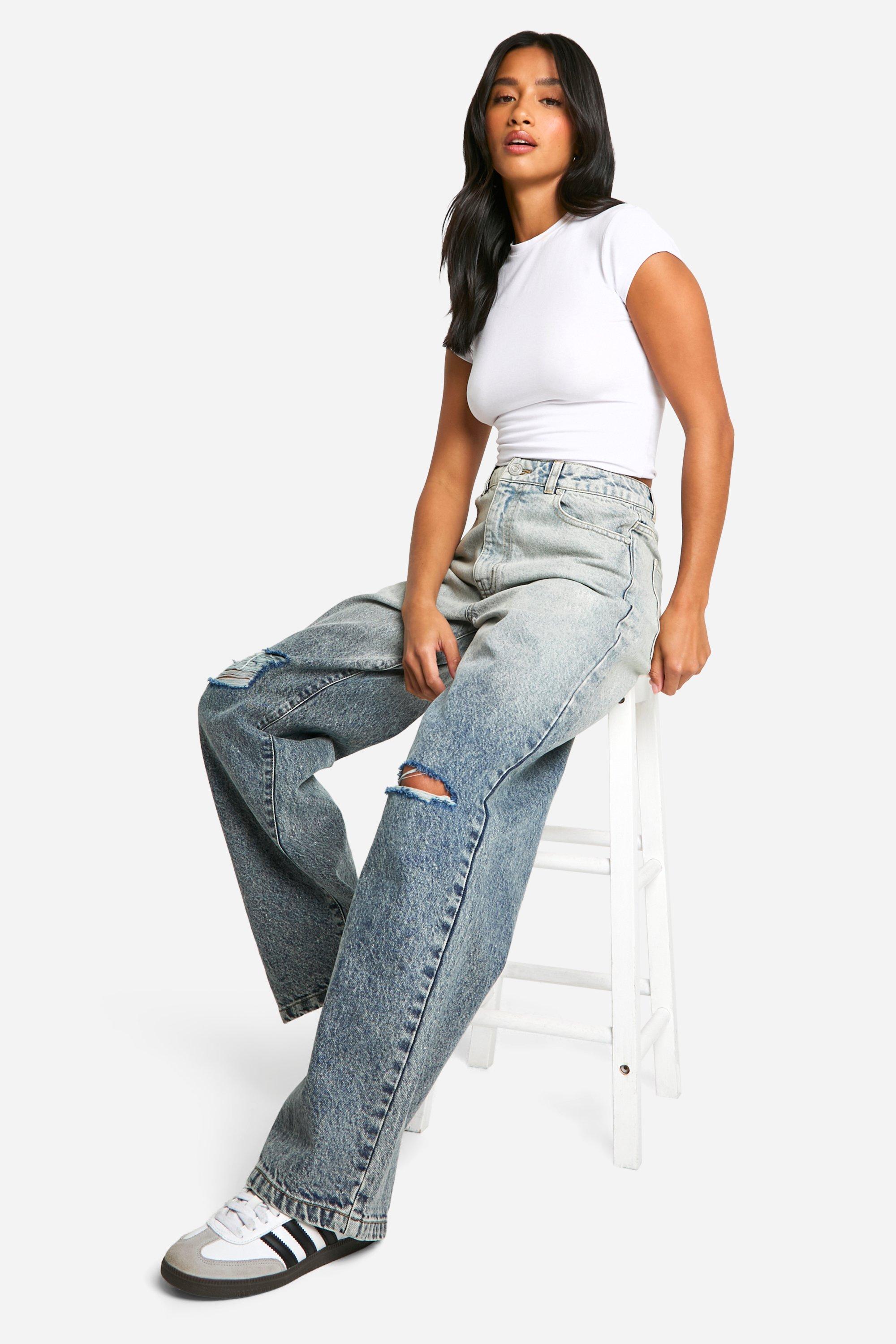 Boohoo Petite Basic Boyfriend Jeans Met Gescheurde Knieën, Grey Blue