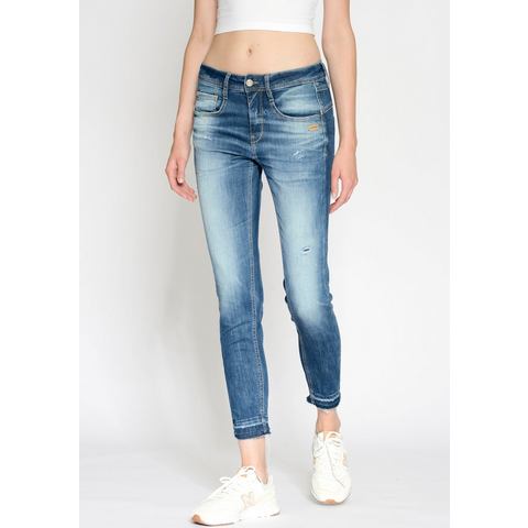 GANG Relax fit jeans 94AMELIE CROPPED met gerafelde zoomrand