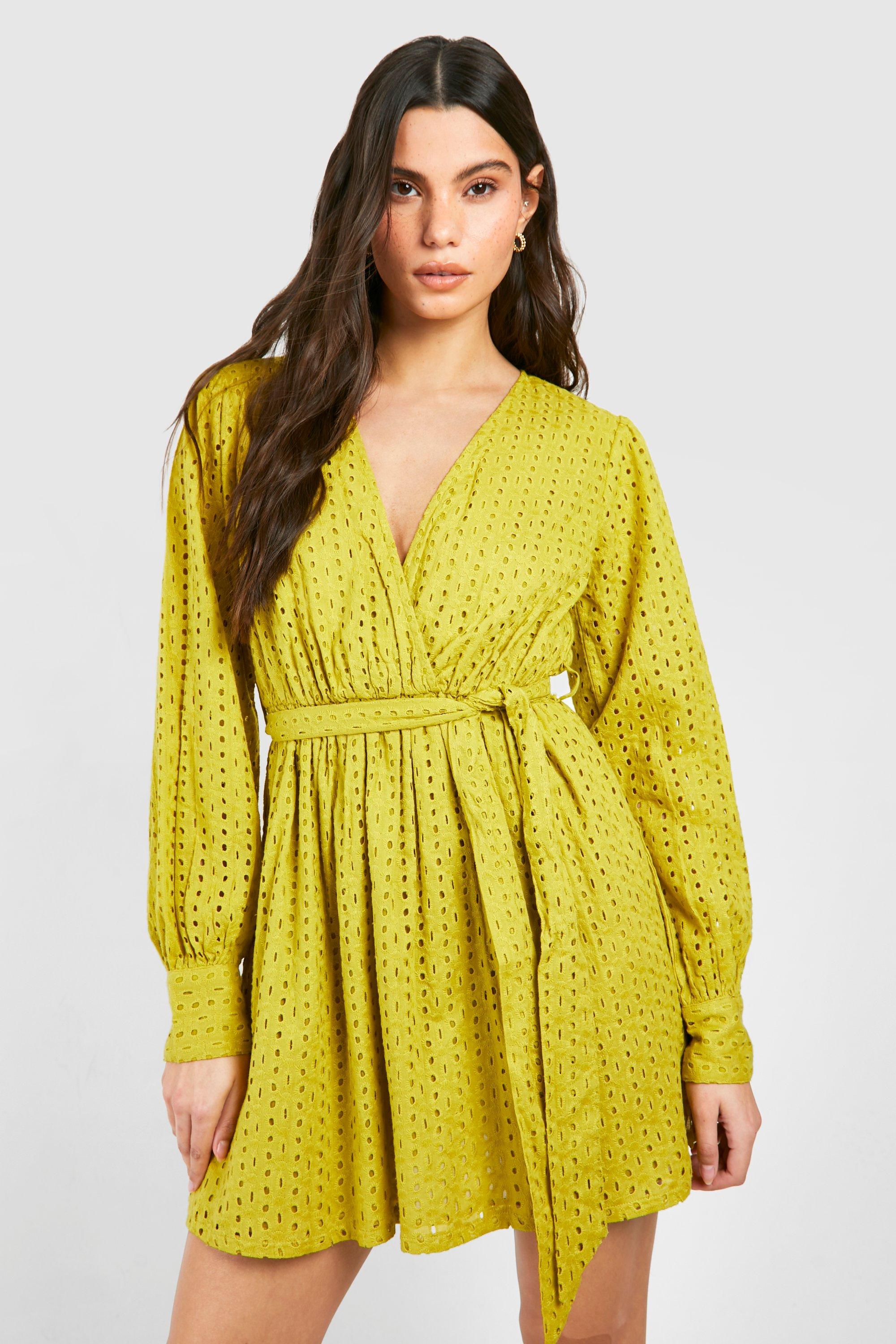 Boohoo Broderie Mini Jurk Met Ceintuur, Olive