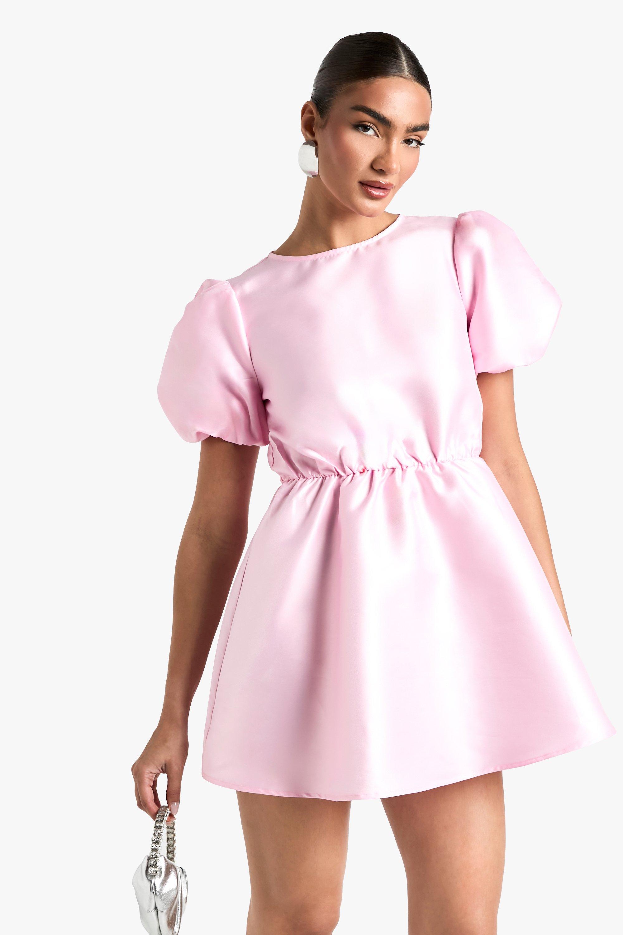 Boohoo Taffeta Skater Jurk Met Pofmouwen En Rug Strik, Baby Pink