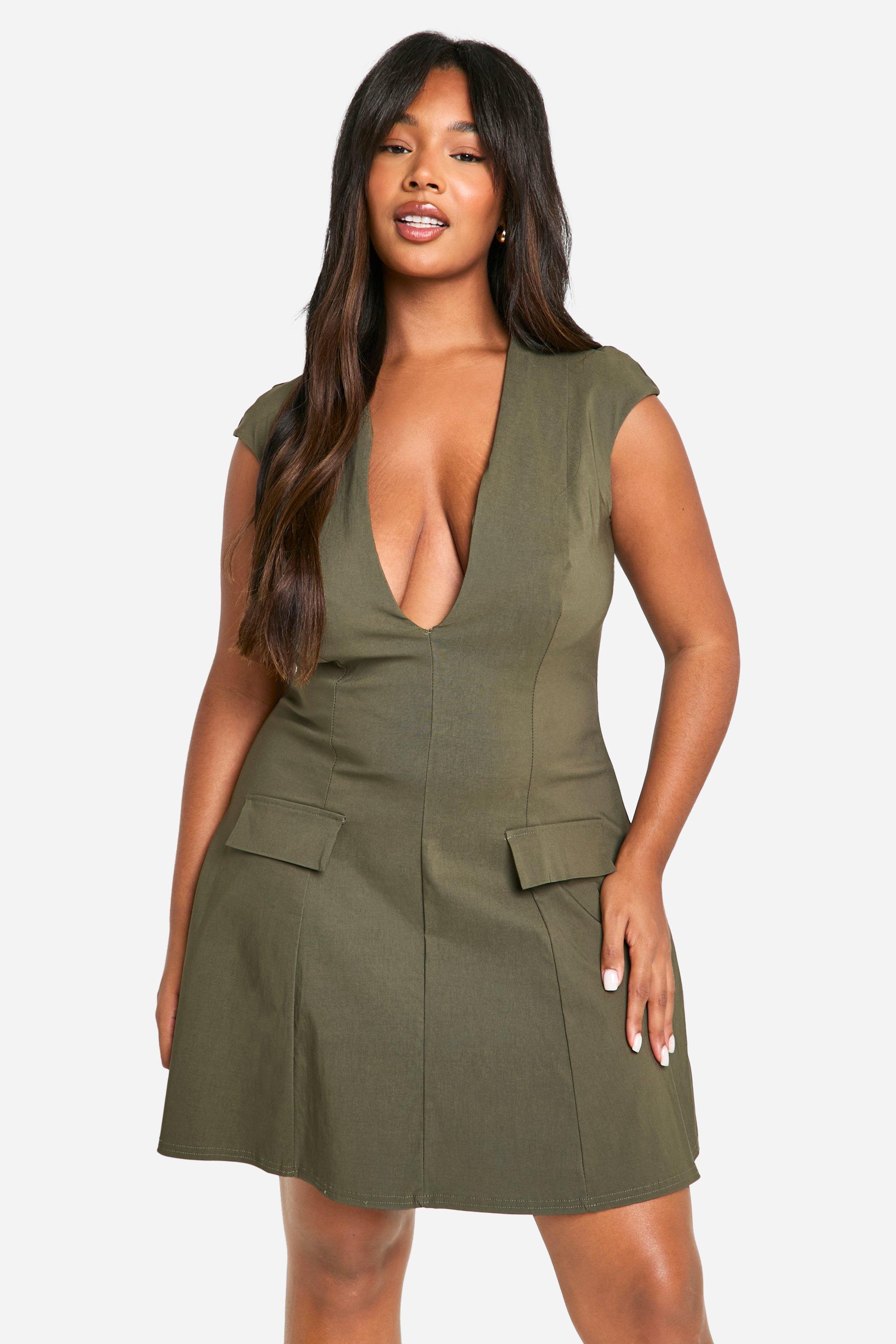 Boohoo Plus Skater Jurk Met Laag Decolleté En Zak Detail, Khaki