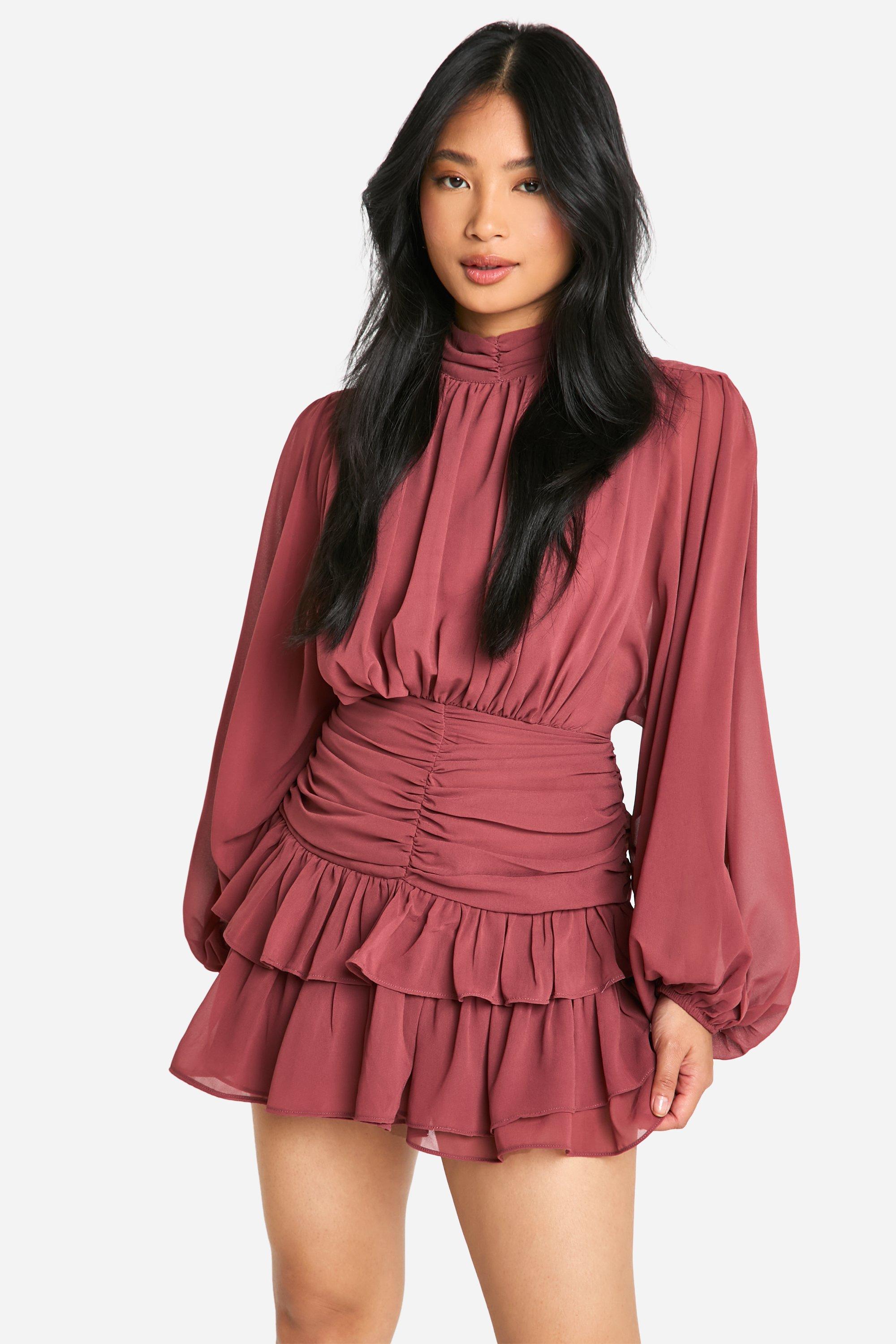 Boohoo Petite Geplooide Chiffon Skater Jurk Met Hoge Hals, Blush