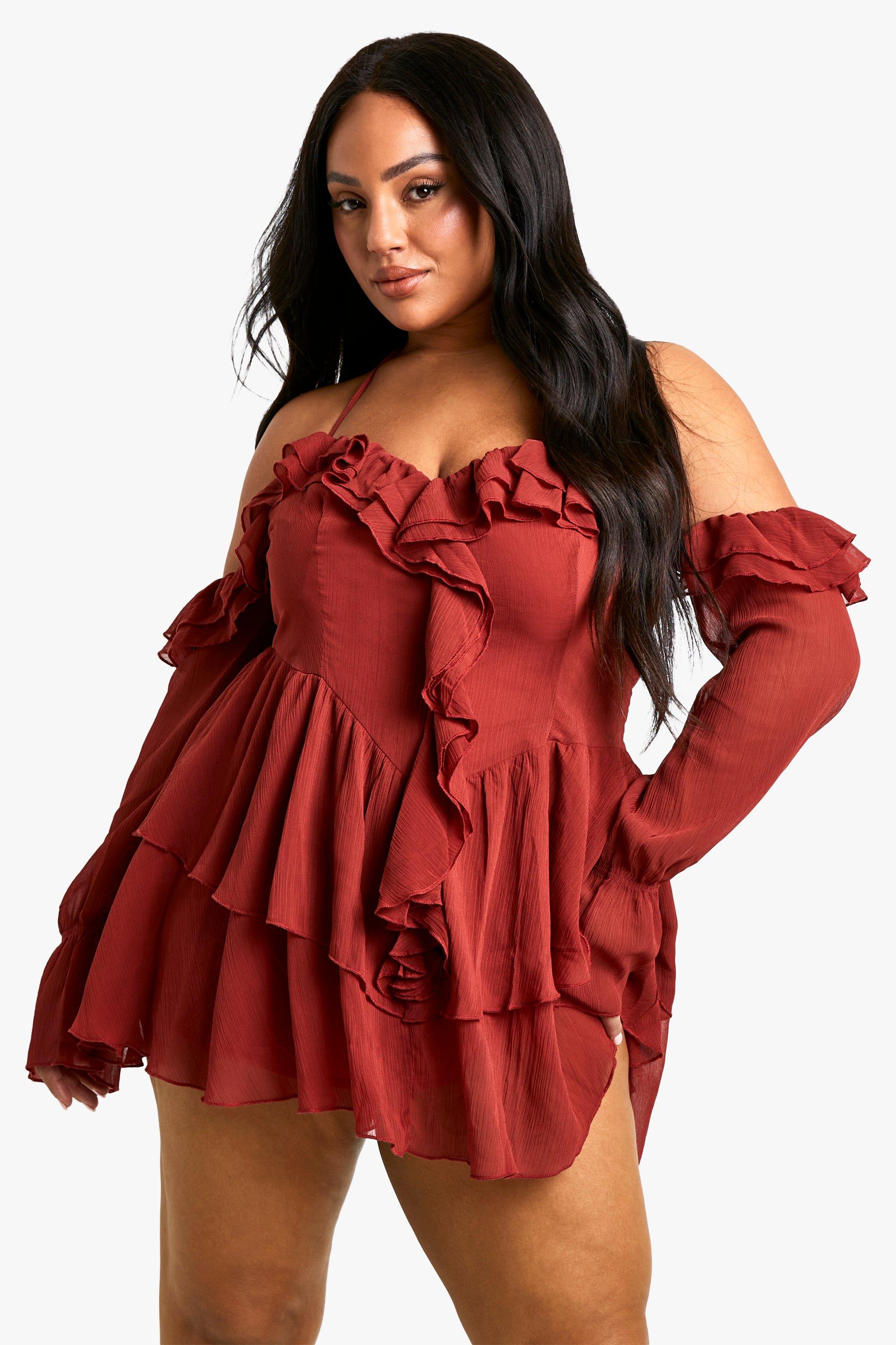 Boohoo Plus Chiffon Off Shoulder Skater Jurk Met Ruches, Malbec