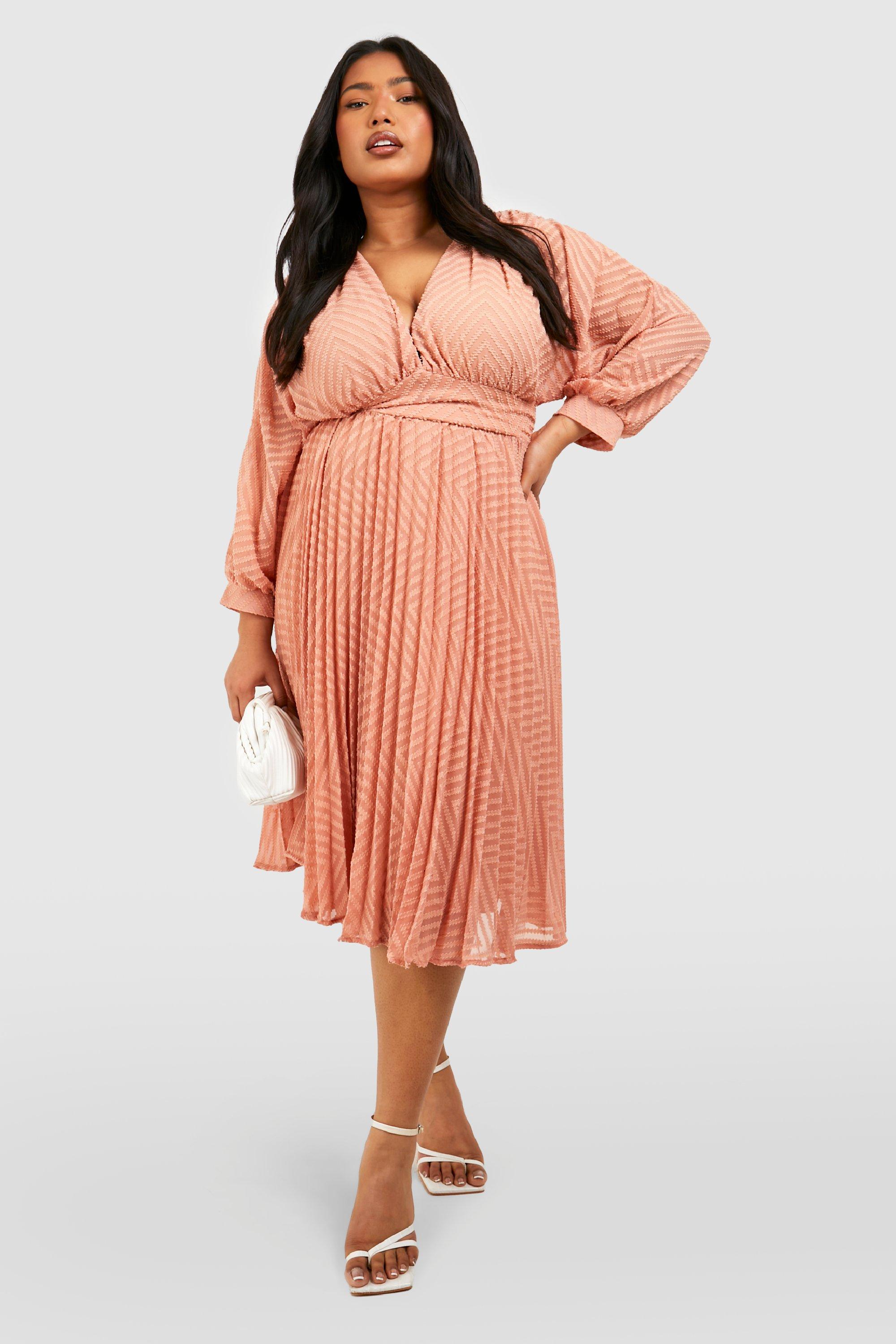 Boohoo Plus Chiffon Midi Skater Jurk Met Textuur, Blush