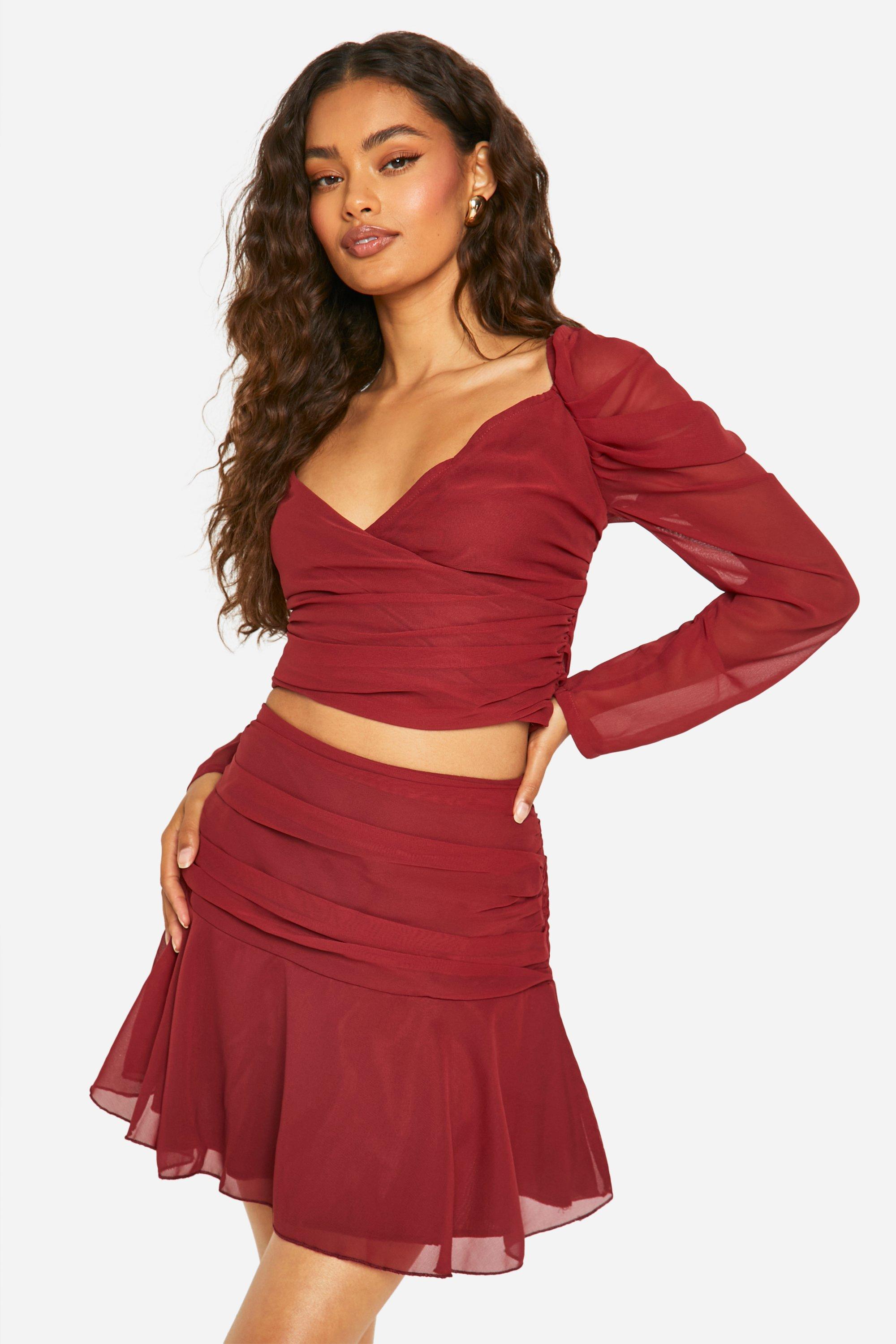 Boohoo Geplooid Chiffon Mini Rokje, Red