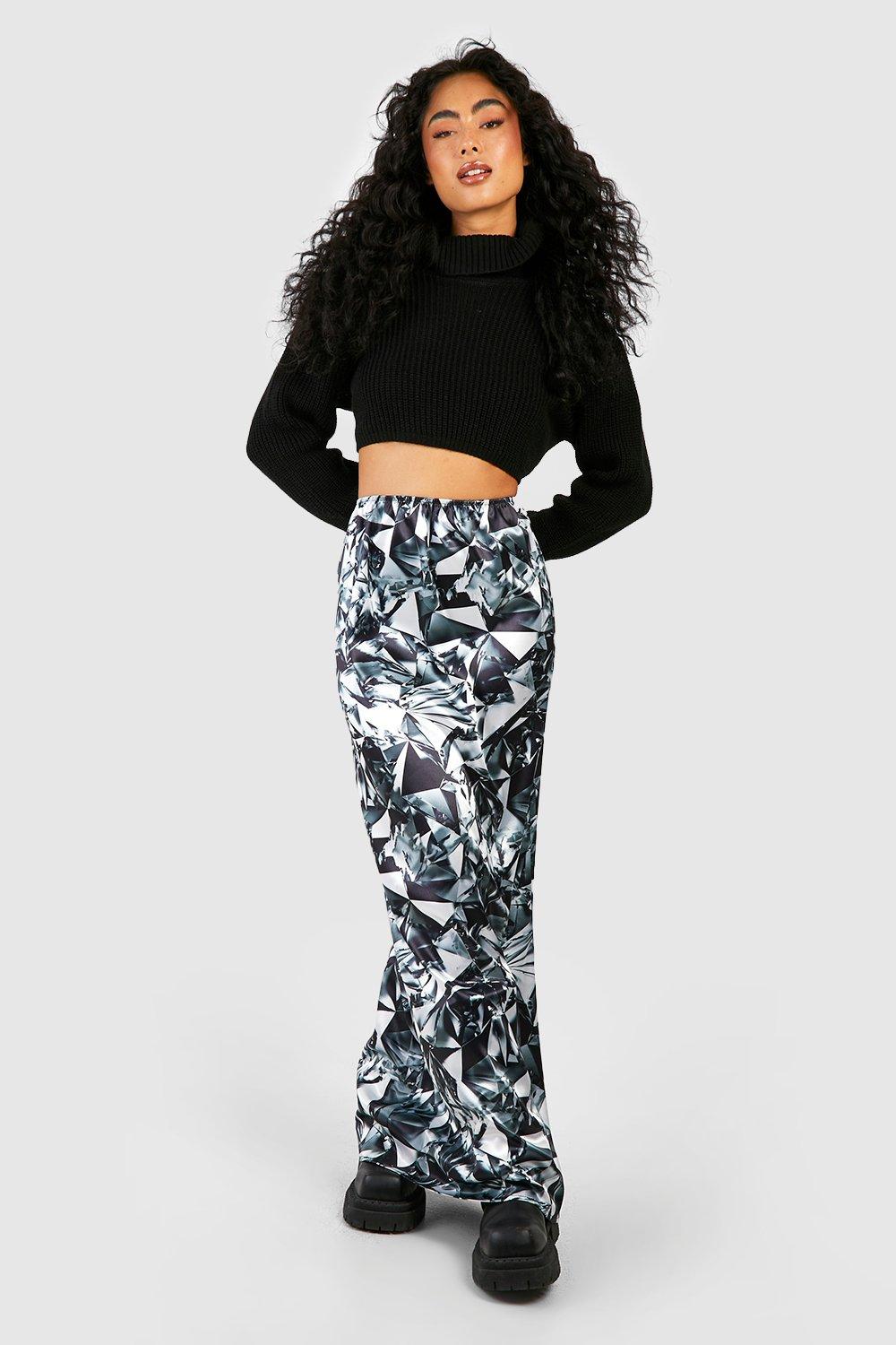 Boohoo Satijnen Maxi Rok Met Abstracte Opdruk, Black