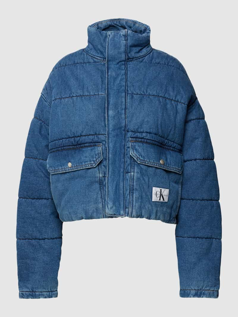 Calvin Klein Jeans Kort gewatteerd jack met labeldetail, model 'LIGHT DENIM’