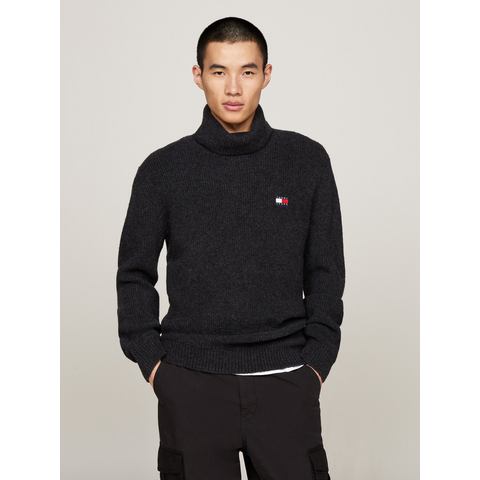 TOMMY JEANS Coltrui TJM SLIM ROLL NECK BADGE SWEATER