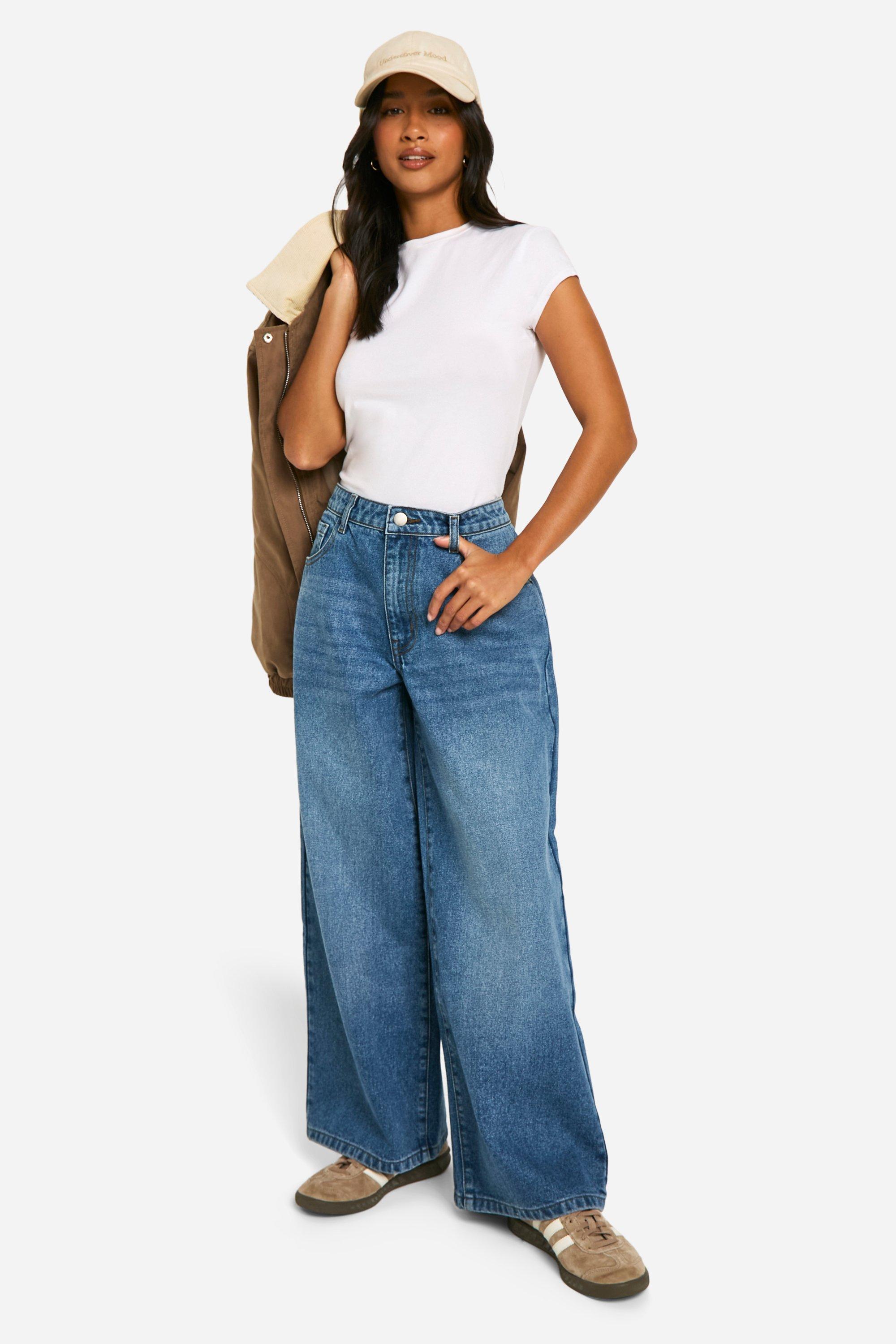 Boohoo The Petite Low Rise Wide Leg Jeans, Blue